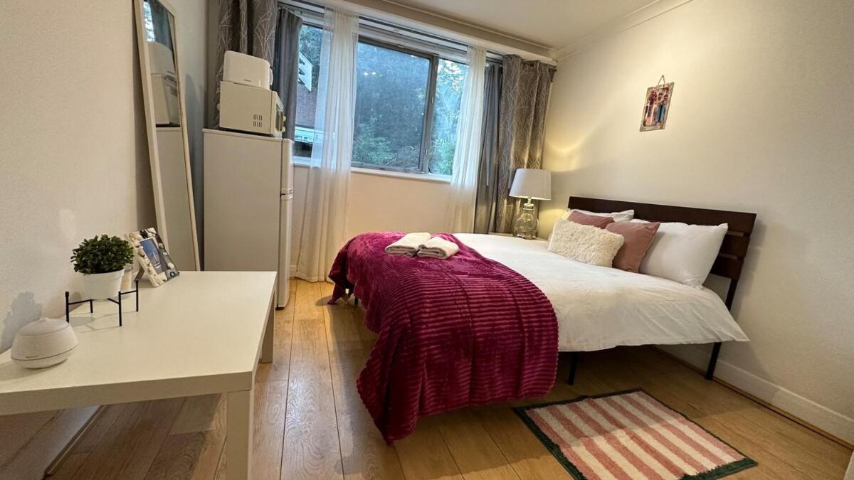 Apartamento An Economic Hotel-like Room, En-suite Sheperds Bush
